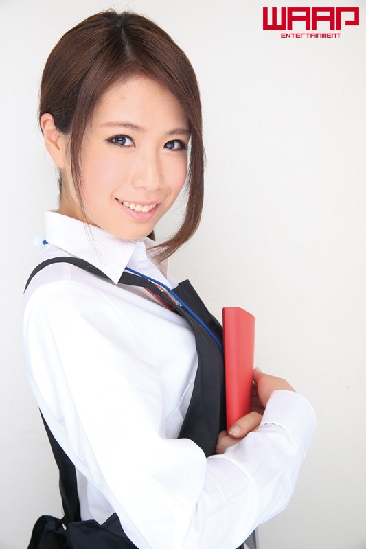 戸田エミリ画像4